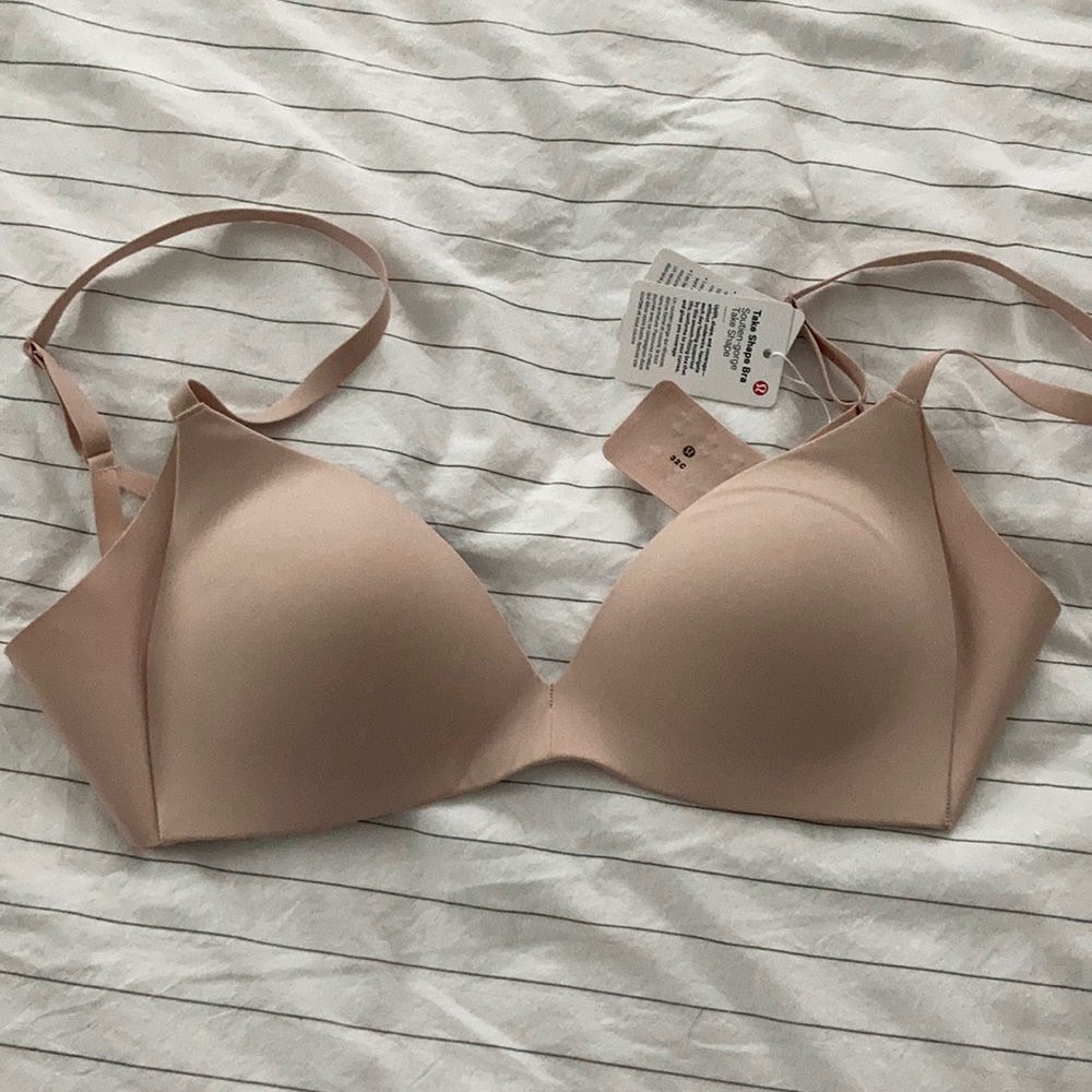 Lululemon Take Shape Bra NWT